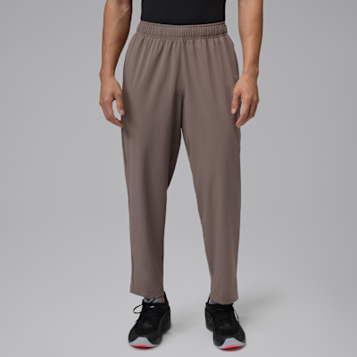 Jordan Sport Essentials Men's Dri-FIT Woven Trousers. Nike RO